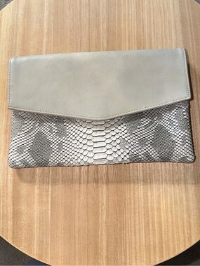 Urban Expressions Taupe Snake-Print Envelope Clutch